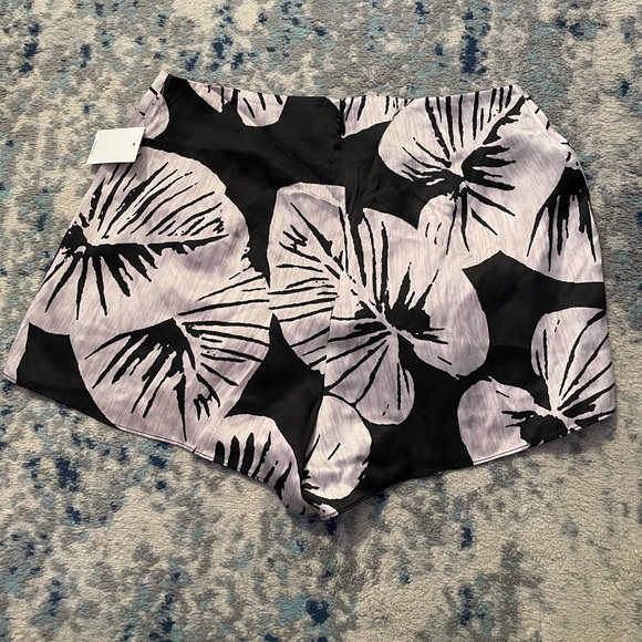 NWT Kendall + Kylie shorts - Picture 3 of 3